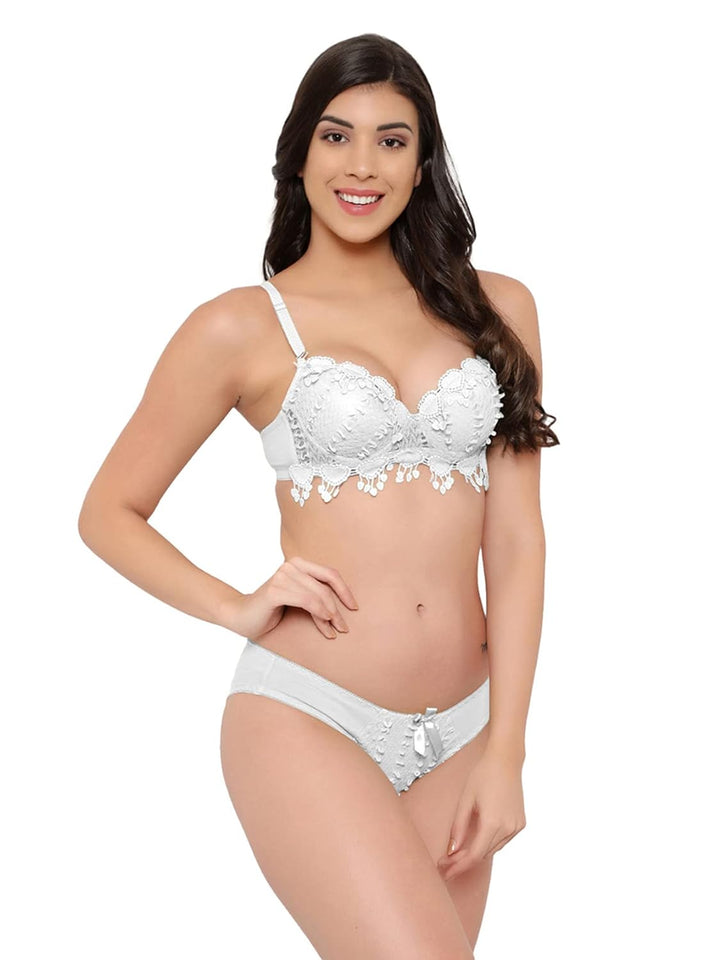 Bra Panty SetJetveli-Wired Regular Bra Panty Set
Crafted from high-quality cotton, this set offers a soft and breathable feel against the skin, ensuring all-day comfort. The lightly padded cups and under-wired des