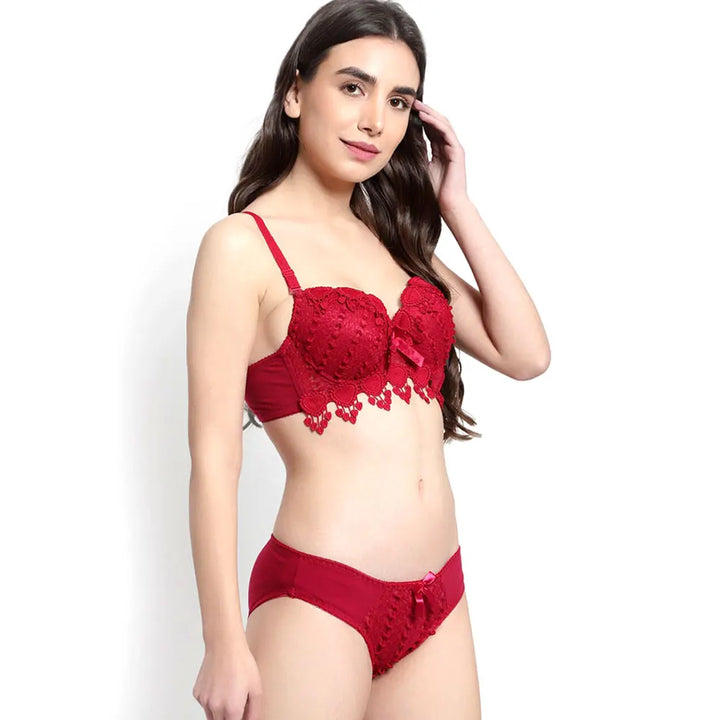 Bra Panty SetJetveliflattering Cotton Bra
Jetveli Introducing our Women's Cotton Lightly Double Push-Up Padded Cup Under-Wired Regular Bra Panty Set, designed to provide comfort and style. This set features